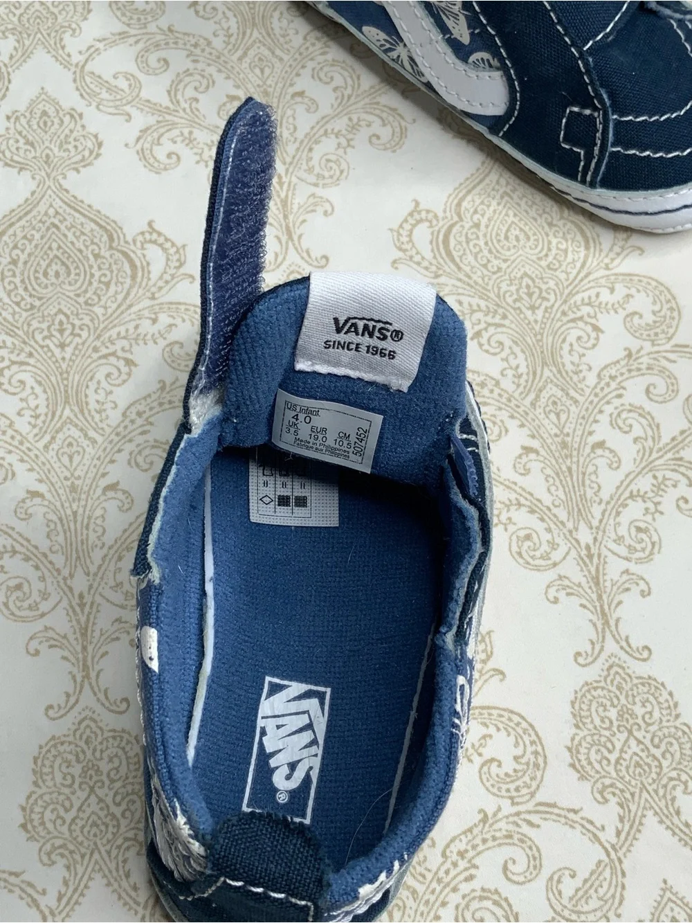 Infant Vans Sk8-Hi Crib Shoes Size 4.0 Navy Butterfly